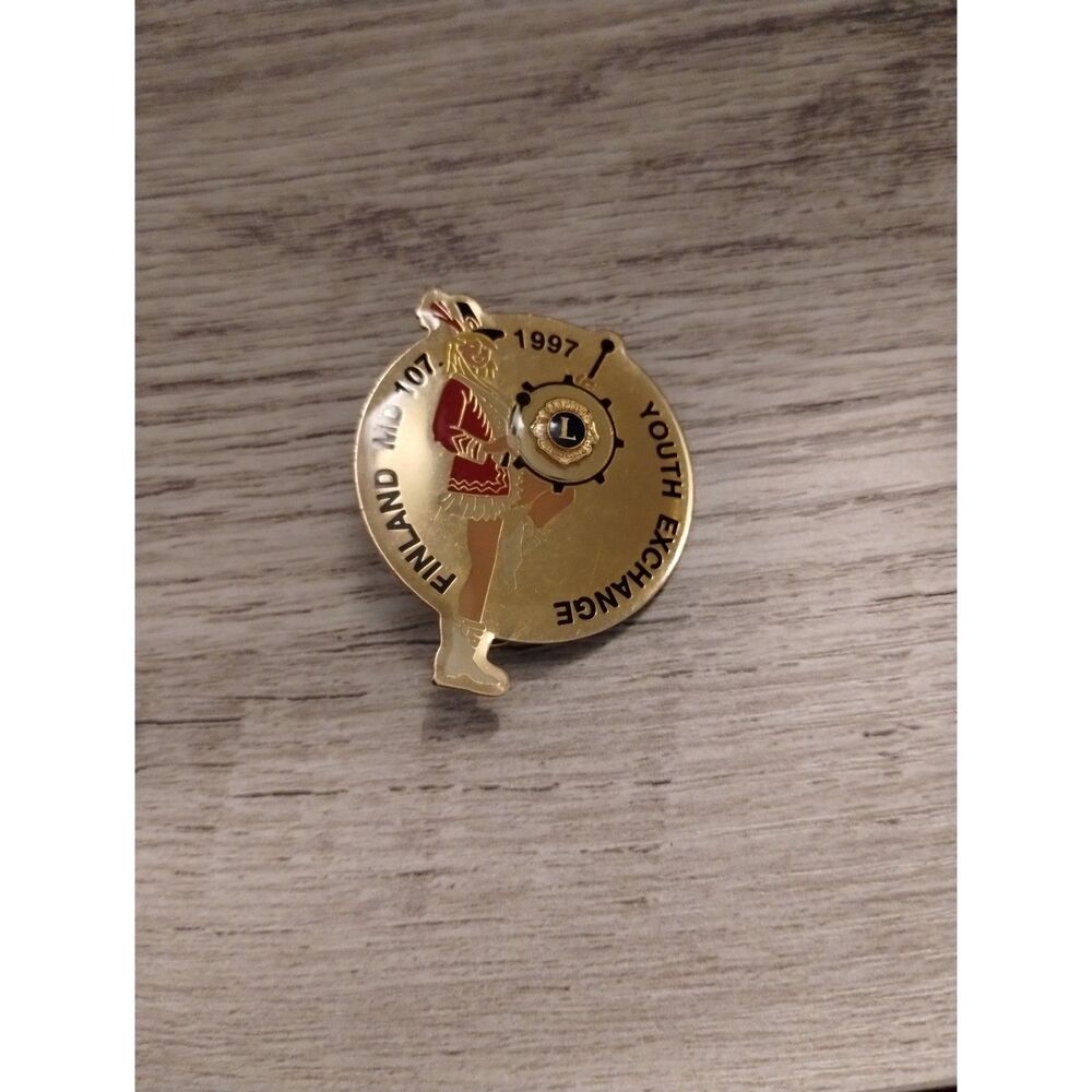 Finland MD 107 District 1997 Lions Club International Youth Exchange Lapel Pin